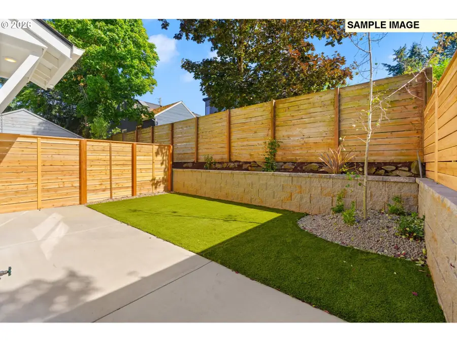 1518 NE Jarrett St #C, Portland, OR 97211 - #2