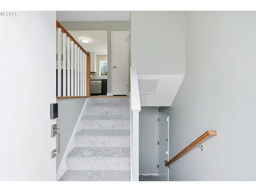 1330 SW Hume St, Portland, OR 97219 - #3