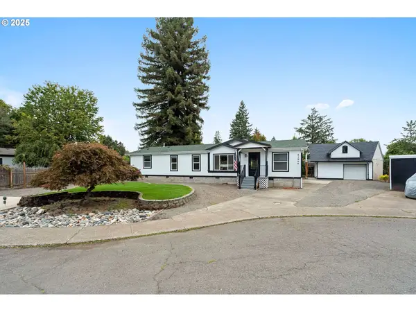 21984 Camellia Ct, Aurora, OR 97002