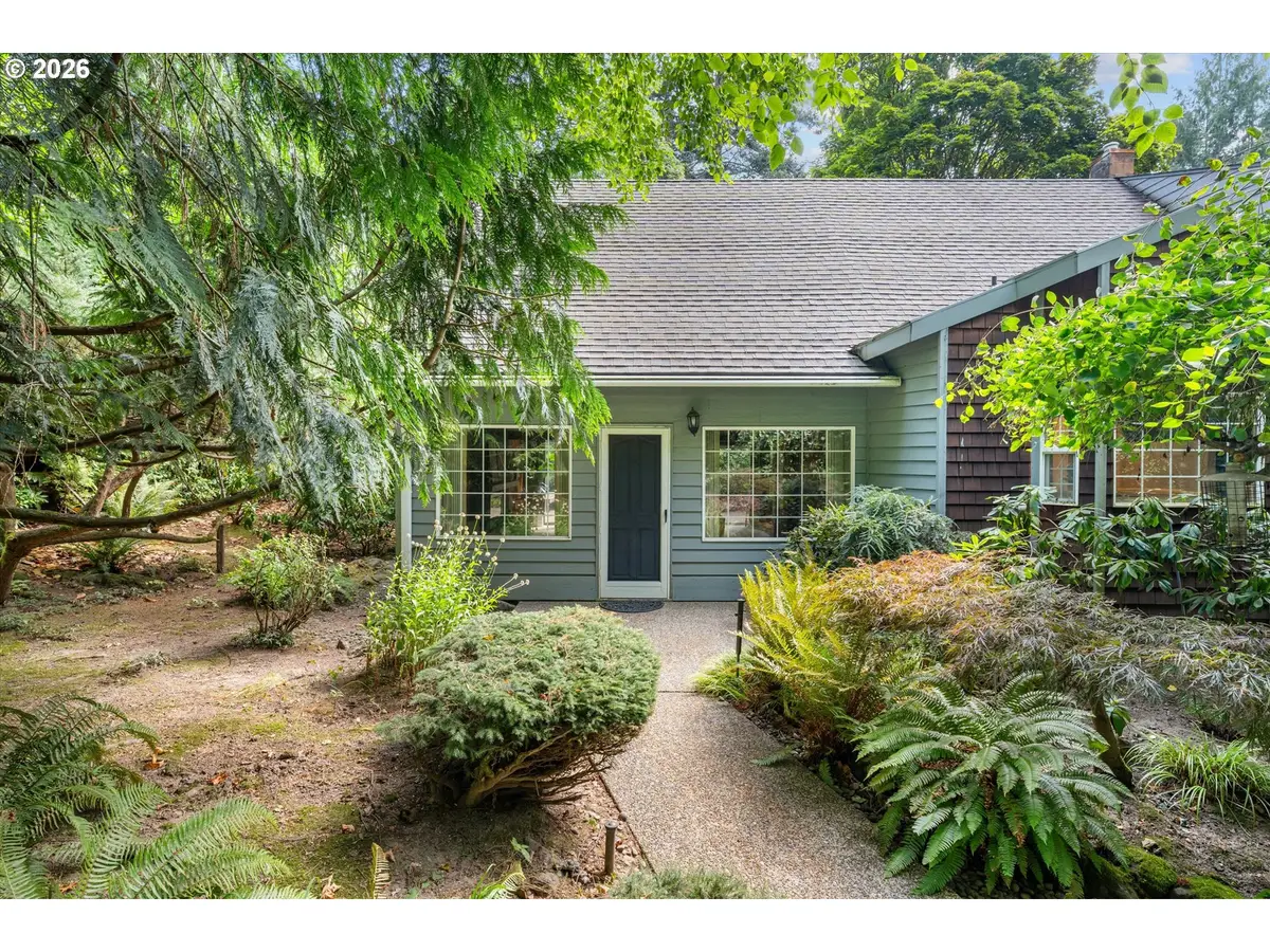 10744 SW Lancaster Rd, Portland, OR 97219 - #1