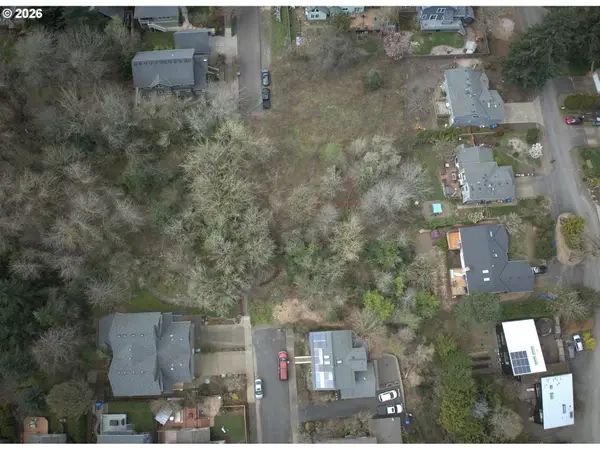 00 SW Vesta St, Portland, OR 97219