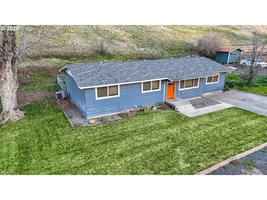 70981 SW Douglas Dr, Pendleton, OR 97801 - #3