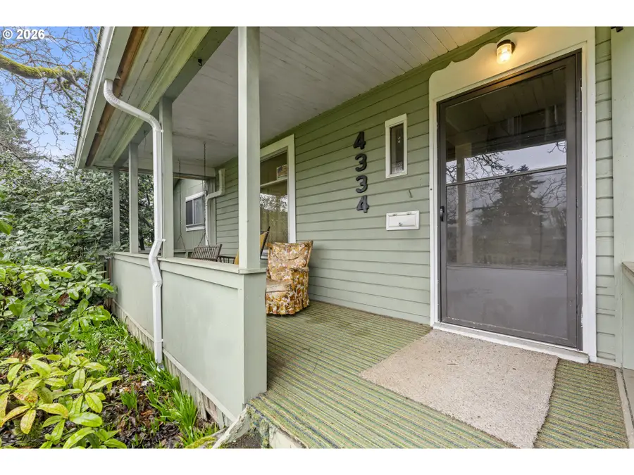 4334 N Willis Blvd, Portland, OR 97203 - #2