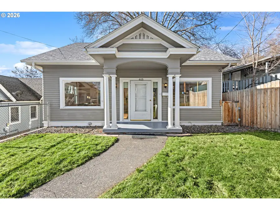 615 NW 3rd St, Pendleton, OR 97801 - #2
