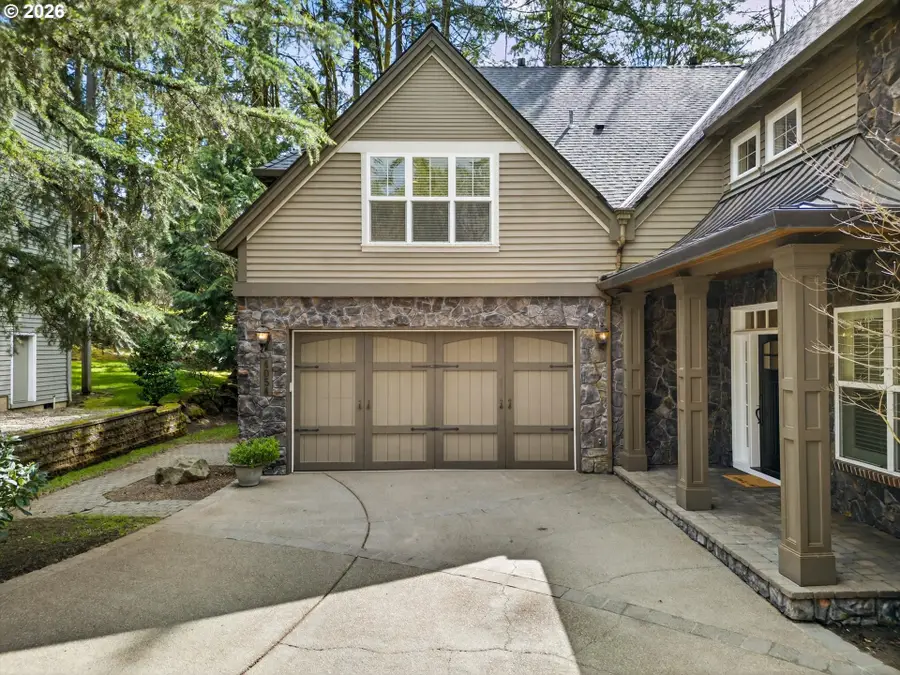 4054 Canal Woods Ct, Lake Oswego, OR 97034 - #3