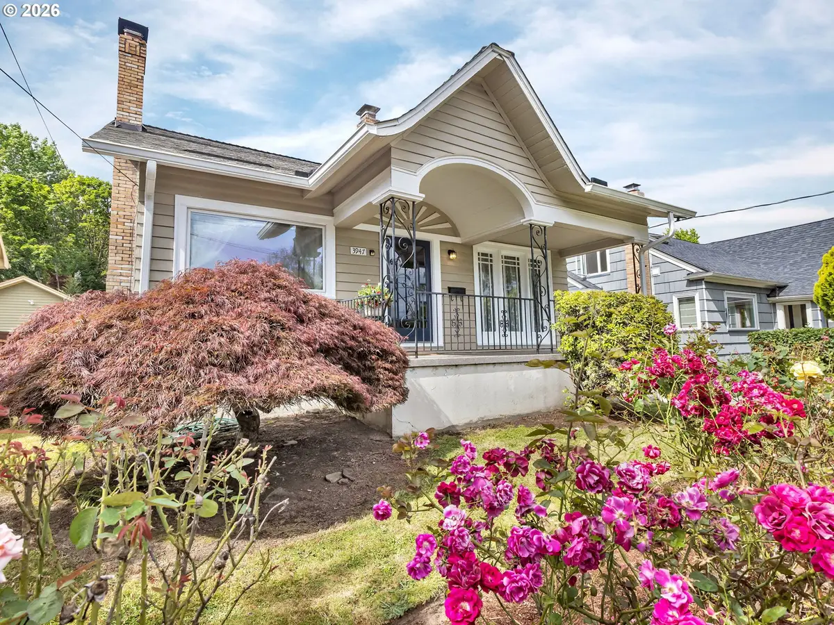 3947 SE Stark St, Portland, OR 97035 - #1