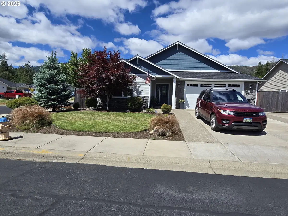 266 Retirement Ln, Cave Junction, OR 97523 - #1