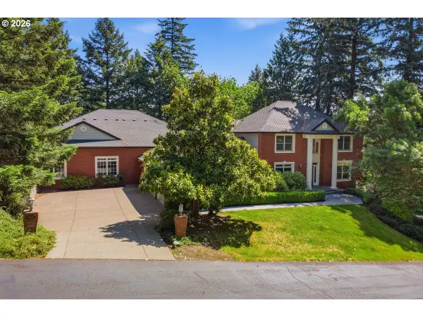 10825 SW Avocet Ct, Beaverton, OR 97007