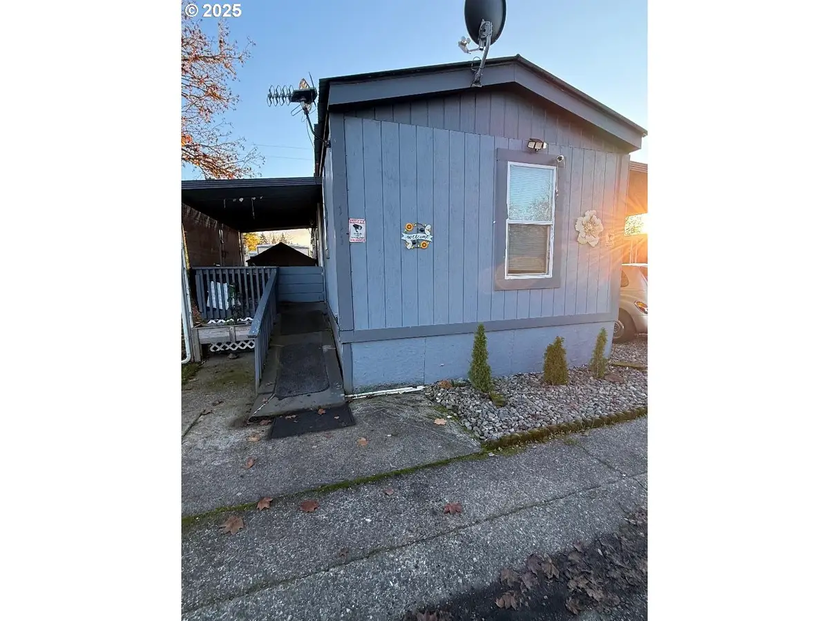 Athena Lane, Roseburg, OR 97470 - Image #1