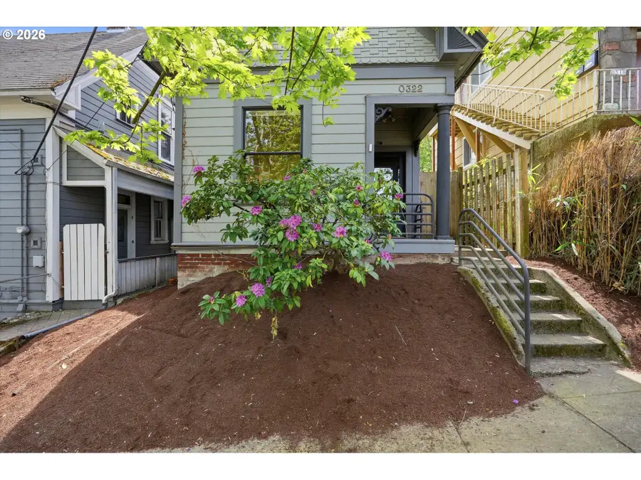 322 S Whitaker St, Portland, OR 97239 - #2