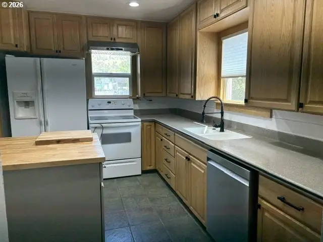 311 NW 3rd Ave, John Day, OR 97845 - #2