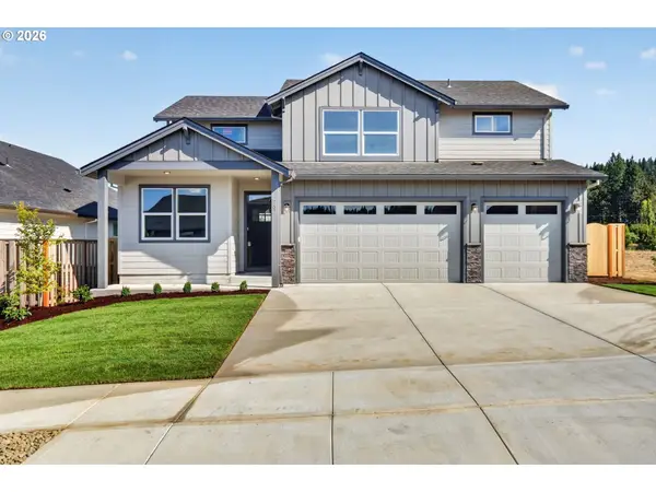 757 NE Alderwood Dr #87, Estacada, OR 97023