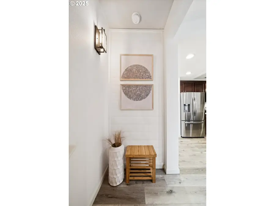 3850 Summerlinn Dr, West Linn, OR 97068 - Image #3