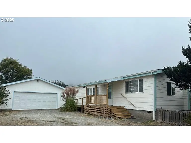 97993 W Benham Ln, Brookings, OR 97415 - Image #1