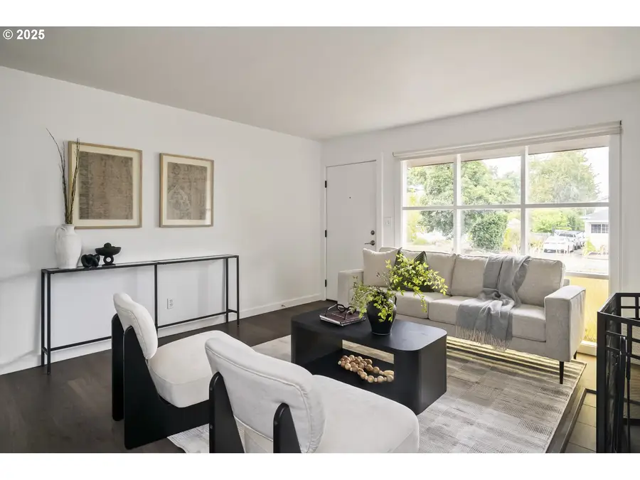 6318 NE Prescott St, Portland, OR 97218 - Image #3