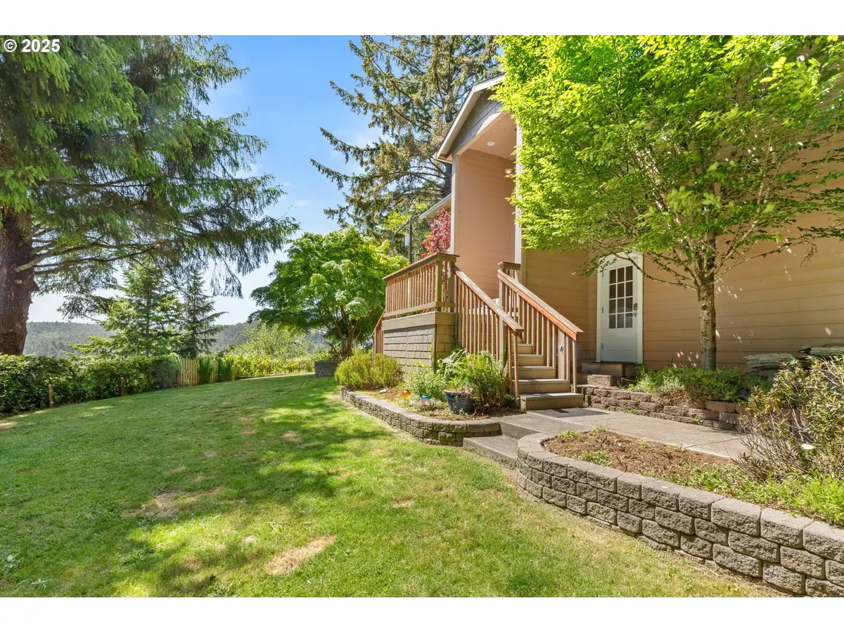 579 S Schooner Creek Rd, Lincoln City, OR 97367 - Image #1