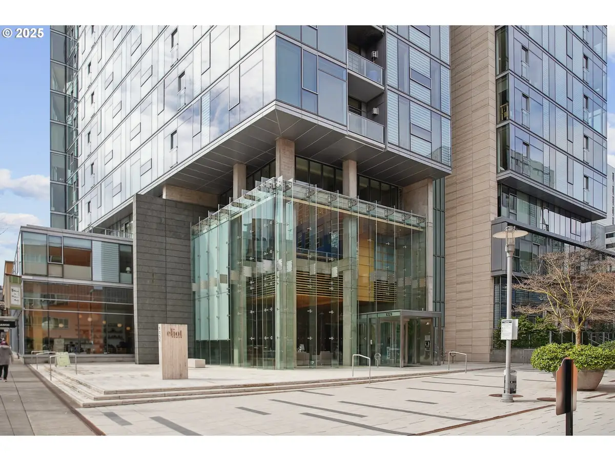 1221 SW 10th Ave #1110, Portland, OR 97205 - Image #1