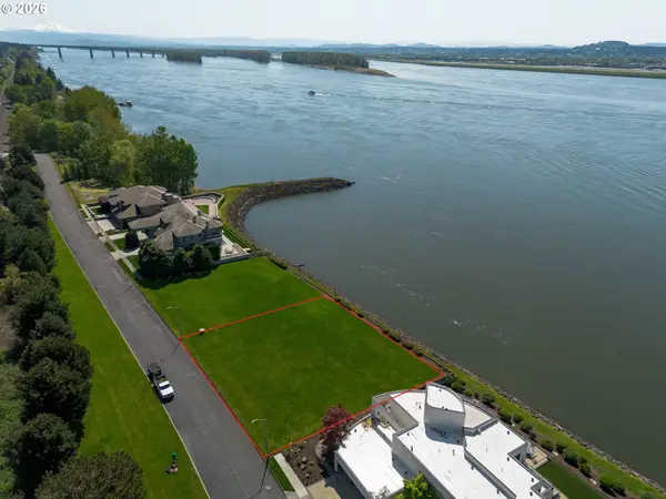 8505 SE Lieser Point Dr, Vancouver, WA 98664