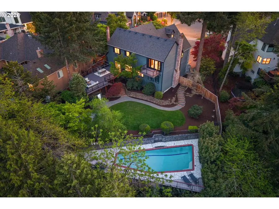 18370 River Edge Ln, Northwest Clackamas, OR 97034 - #2