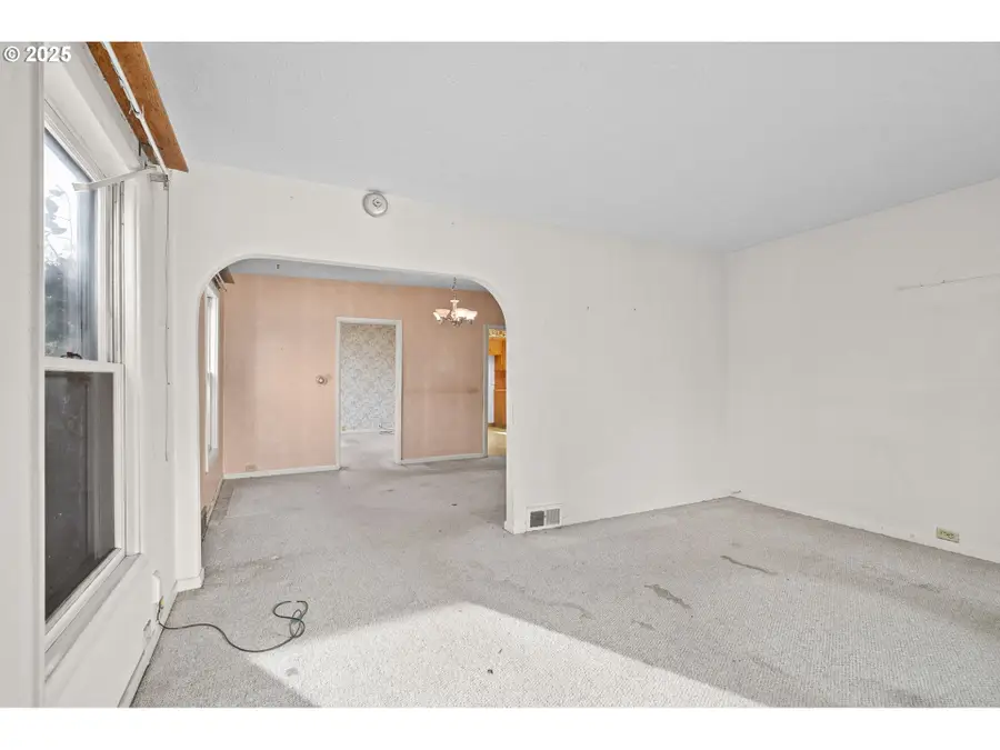 6015 N Houghton St, Portland, OR 97203 - Image #2