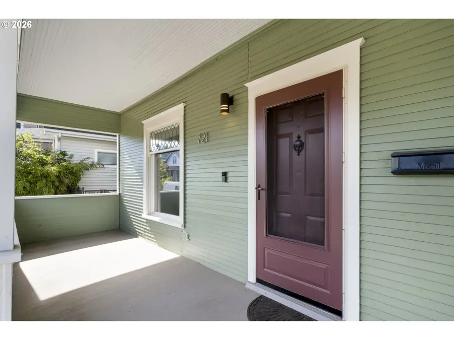 721 NE Roselawn St, Portland, OR 97211 - #3