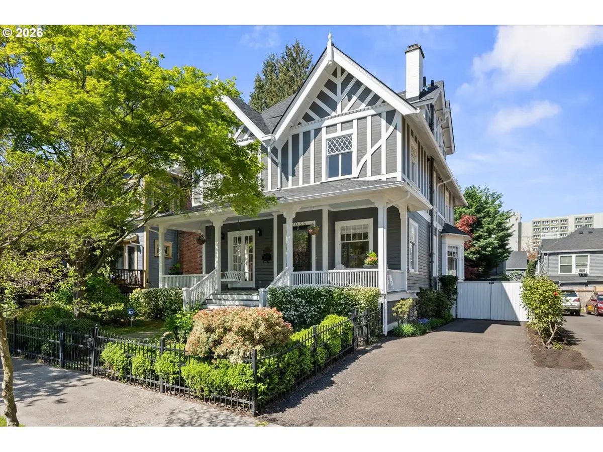 2035 NW Kearney St, Portland, OR 97209 - #1