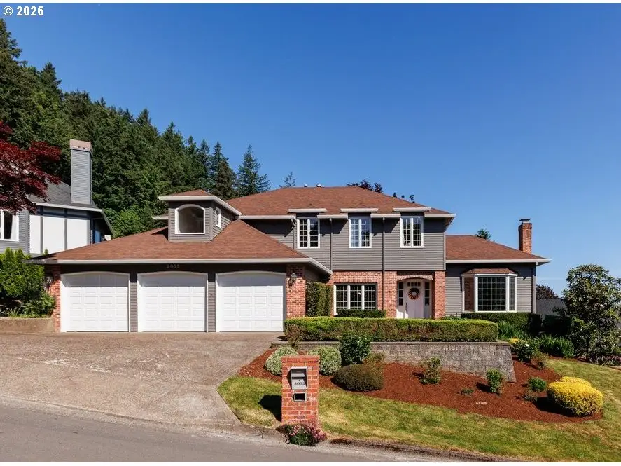 2055 Ridge Pointe Dr, Lake Oswego, OR 97034 - #2
