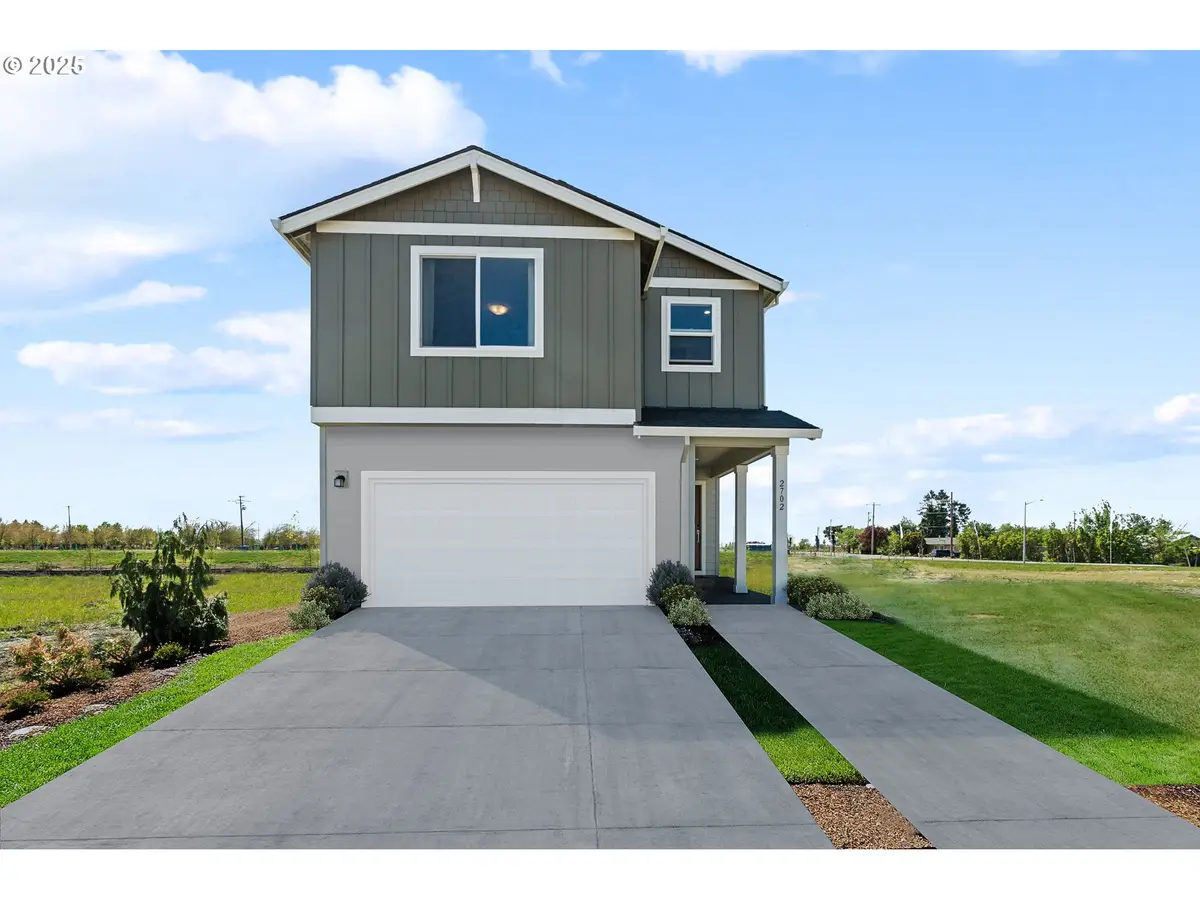 2702 Gunderson Ave, Woodburn, OR 97071 - Image #1