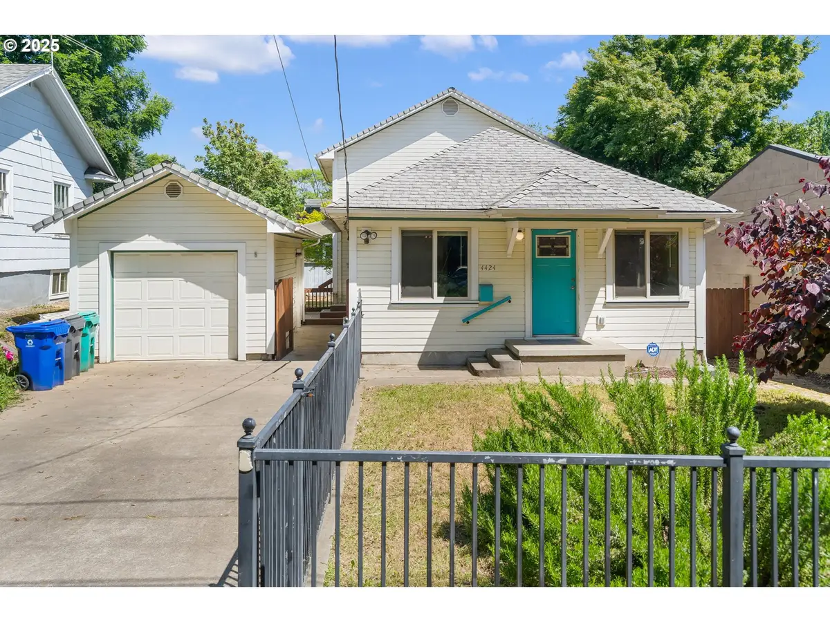 4424 SE 36th Pl, Portland, OR 97202 - Image #1