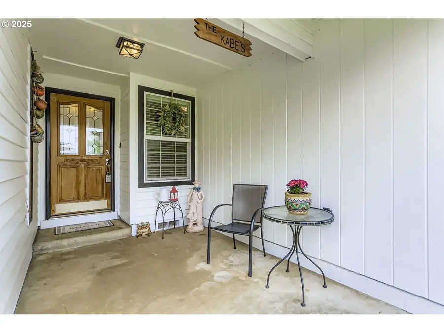 780 S Elm Ct, Canby, OR 97013 - Image #3