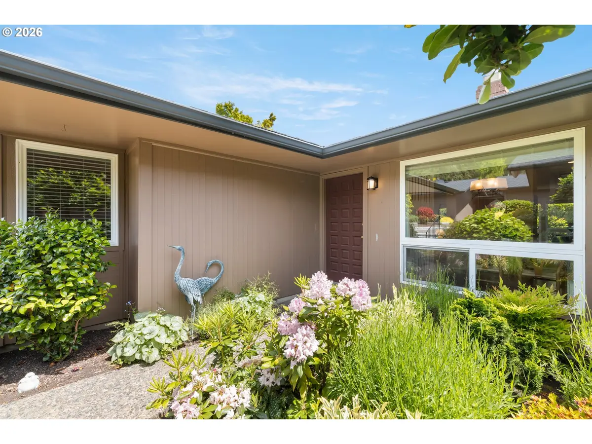 6 Condolea Dr, Lake Oswego, OR 97035 - #1