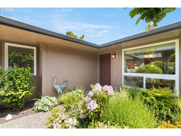 6 Condolea Dr, LakeOswego, OR 97035