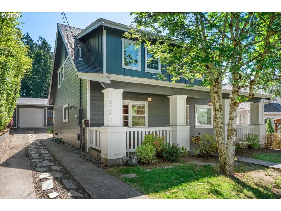 7304 SW 28th Ave, Portland, OR 97219 - #2
