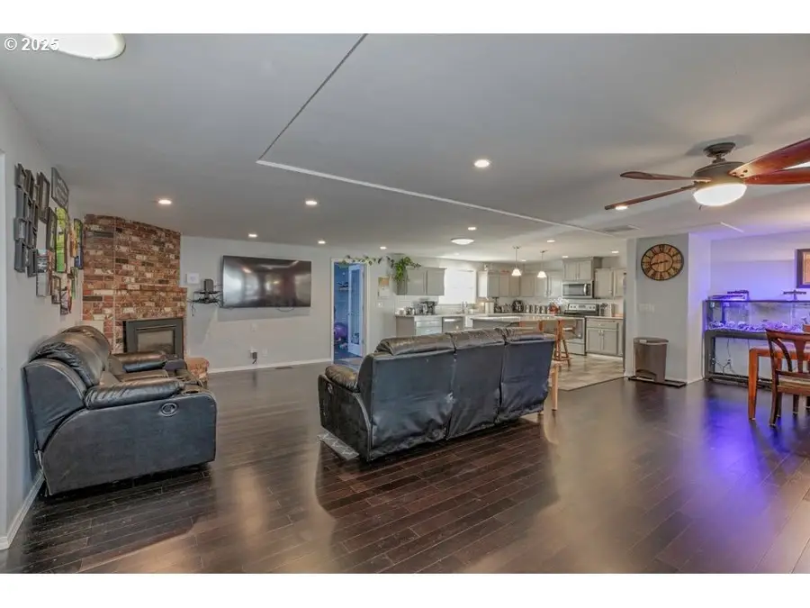 6708 14th Ave Ne, Keizer, OR 97303 - Image #3