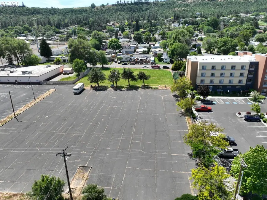 W 7th St, The Dalles, OR 97058 - #2