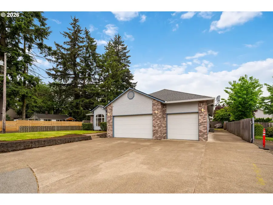 1909 NE 156th Ave, Portland, OR 97230 - #2