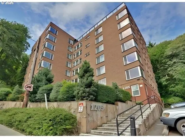 1205 SW Cardinell Dr, Portland, OR 97201 - #1