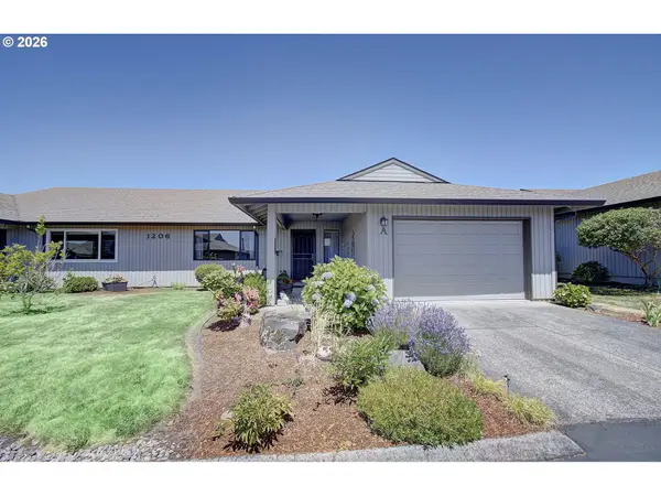 1206 NW 133rd St #A, Vancouver, WA 98685