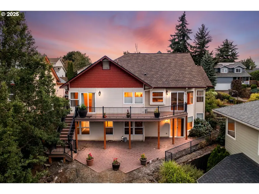 80 Sweden Cir, Silverton, OR 97381 - Image #3