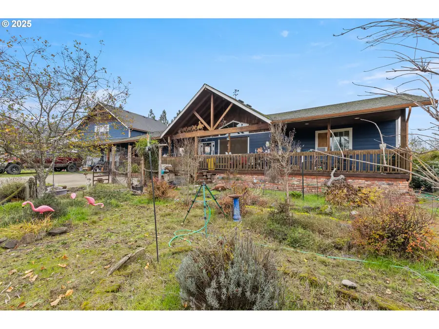 1907 W Duke Rd, Sutherlin, OR 97479 - Image #2