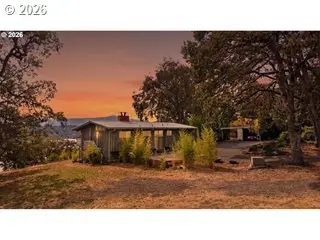 955 SE Oak St, WhiteSalmon, WA 98672