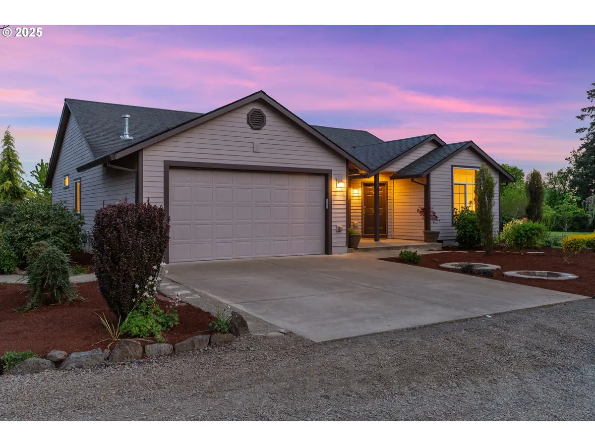 21805 Boones Ferry Rd Ne, Aurora, OR 97002 - #1