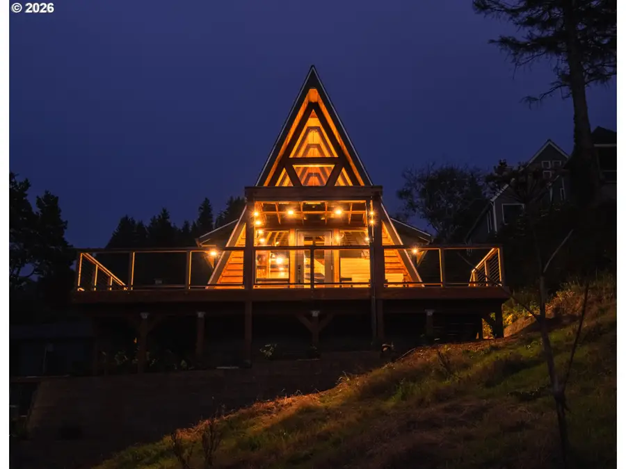 49855 Seasand Rd, Neskowin, OR 97149 - #2