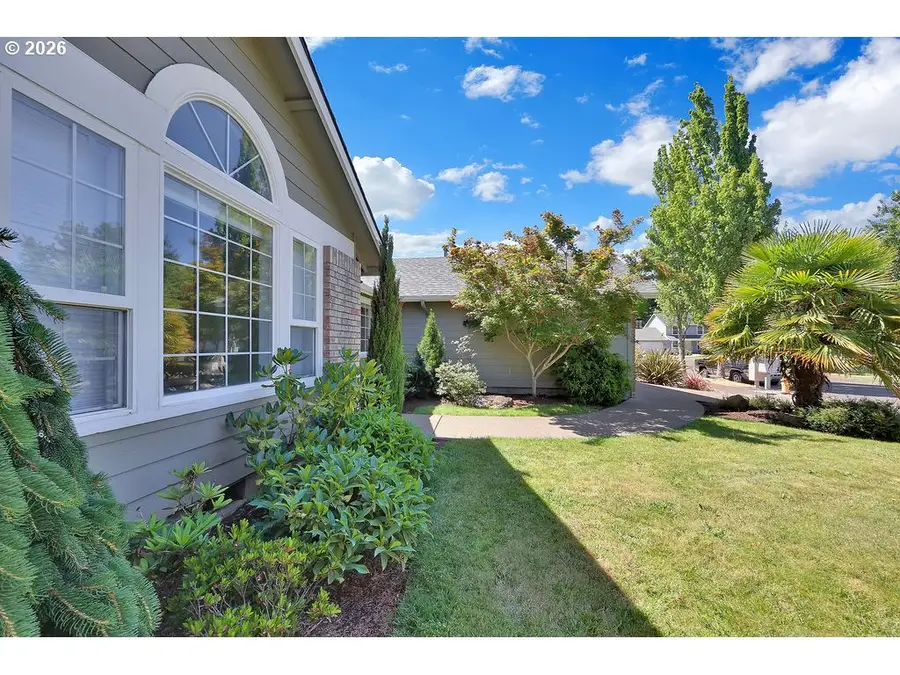 2515 Noah St, Eugene, OR 97402 - #2