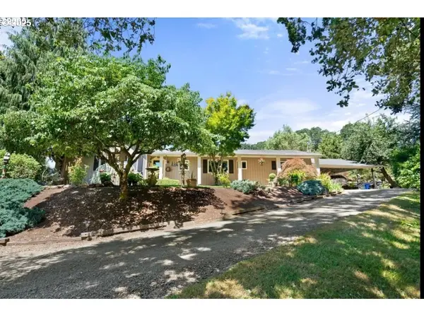 29555 S Beavercreek Rd, Mulino, OR 97042