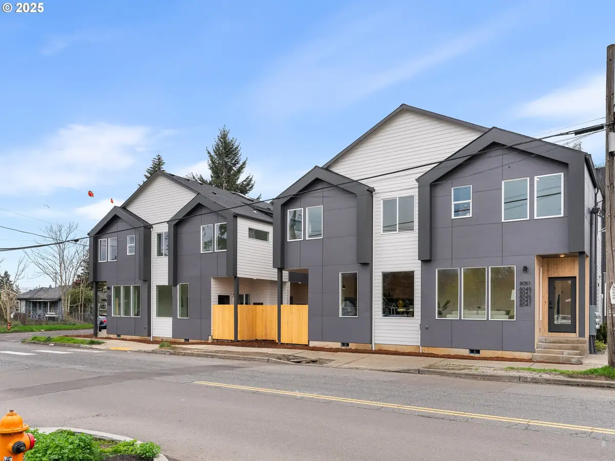 7195 SE Crystal Springs Blvd #7, Portland, OR 97206 - Image #1