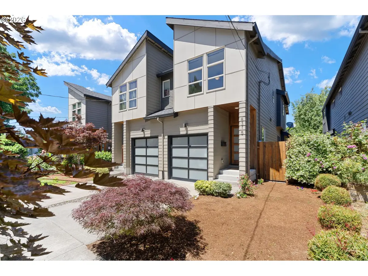 8315 SE Bush St, Portland, OR 97266 - #1