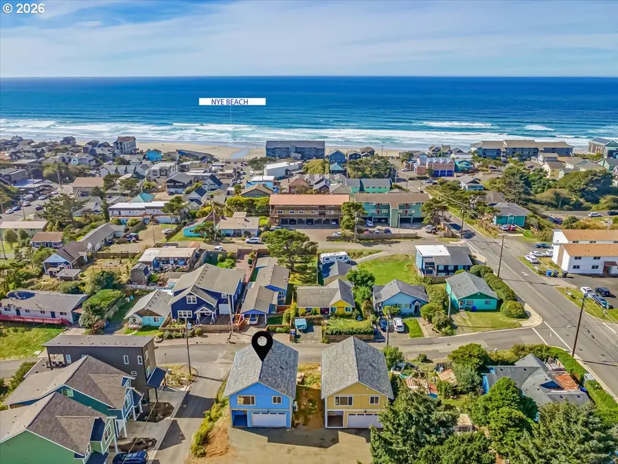 426 NW 5th St, Newport, OR 97365 - #2