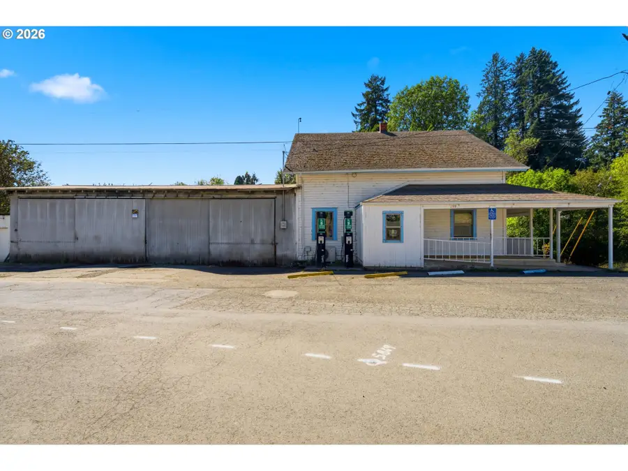299 Mill St, Falls City, OR 97344 - #3