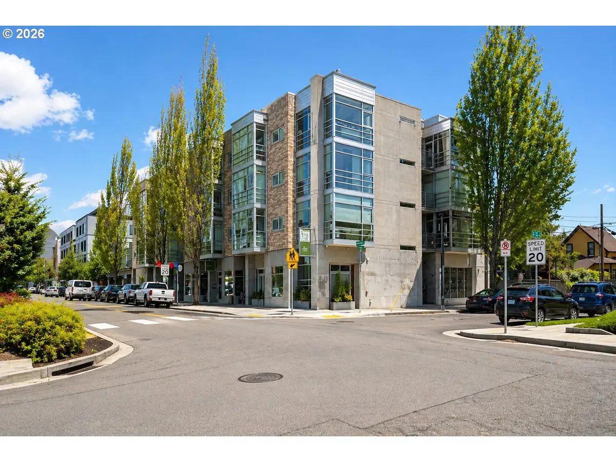 910 SE 42nd Ave #240, Portland, OR 97215 - #1